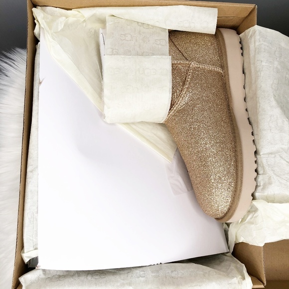 UGG Mini Bailey Bow Gold Sparkle Boots Glitter NEW - Picture 6 of 8